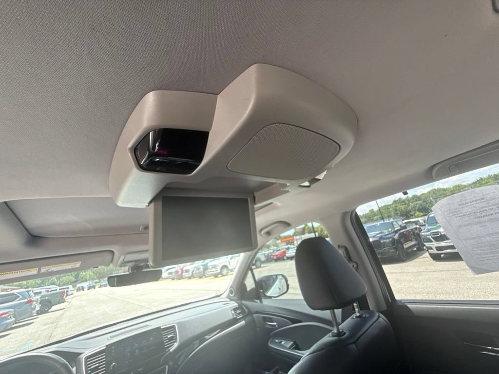 Used 2020 Honda Pilot Touring image 31