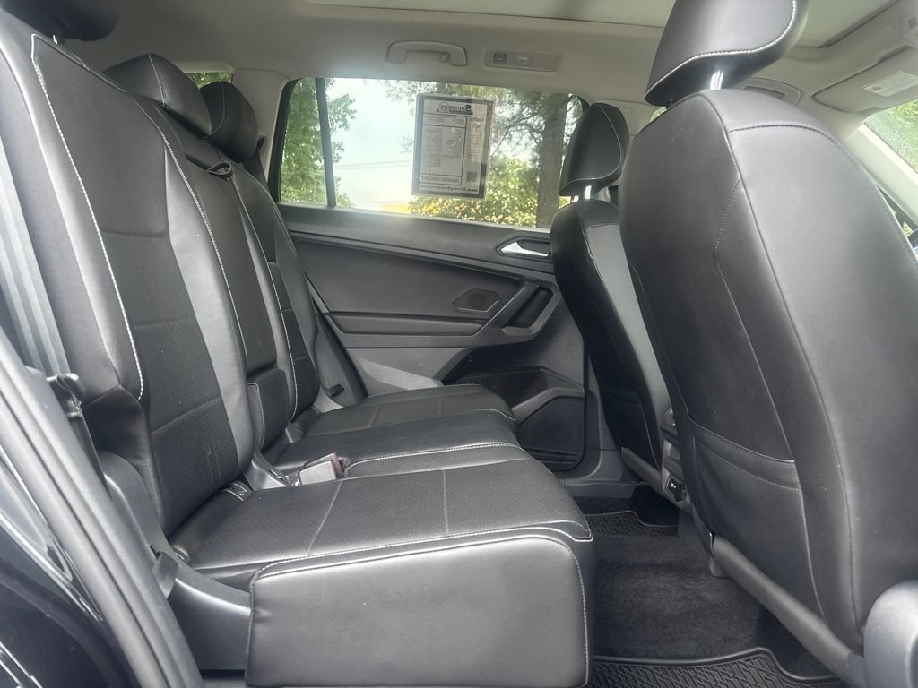 Used 2021 Volkswagen Tiguan SEL AWD/4WD image 54