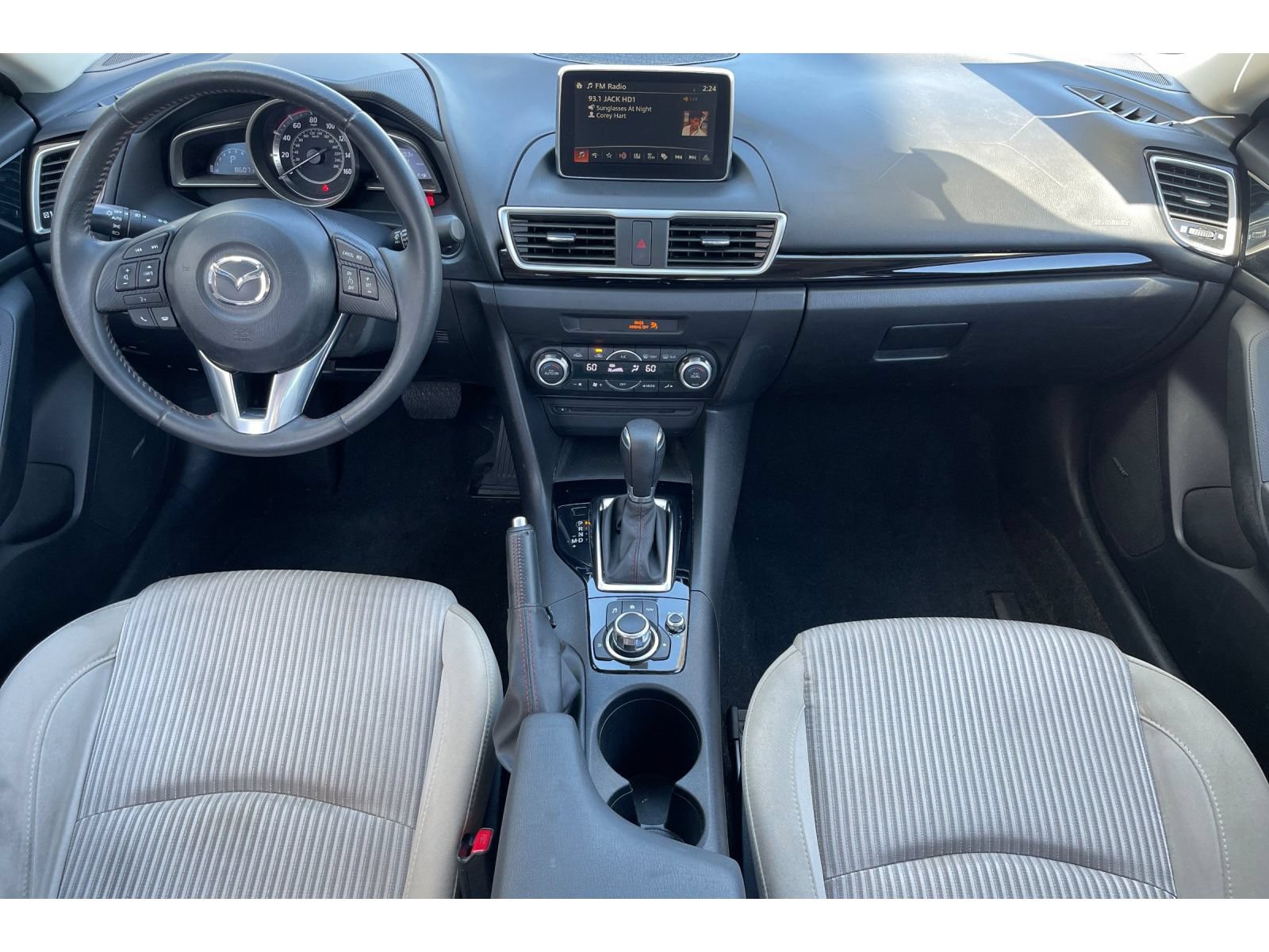 Used 2016 MAZDA MAZDA3 i Touring w/ Popular Equipment Package FWD image 16