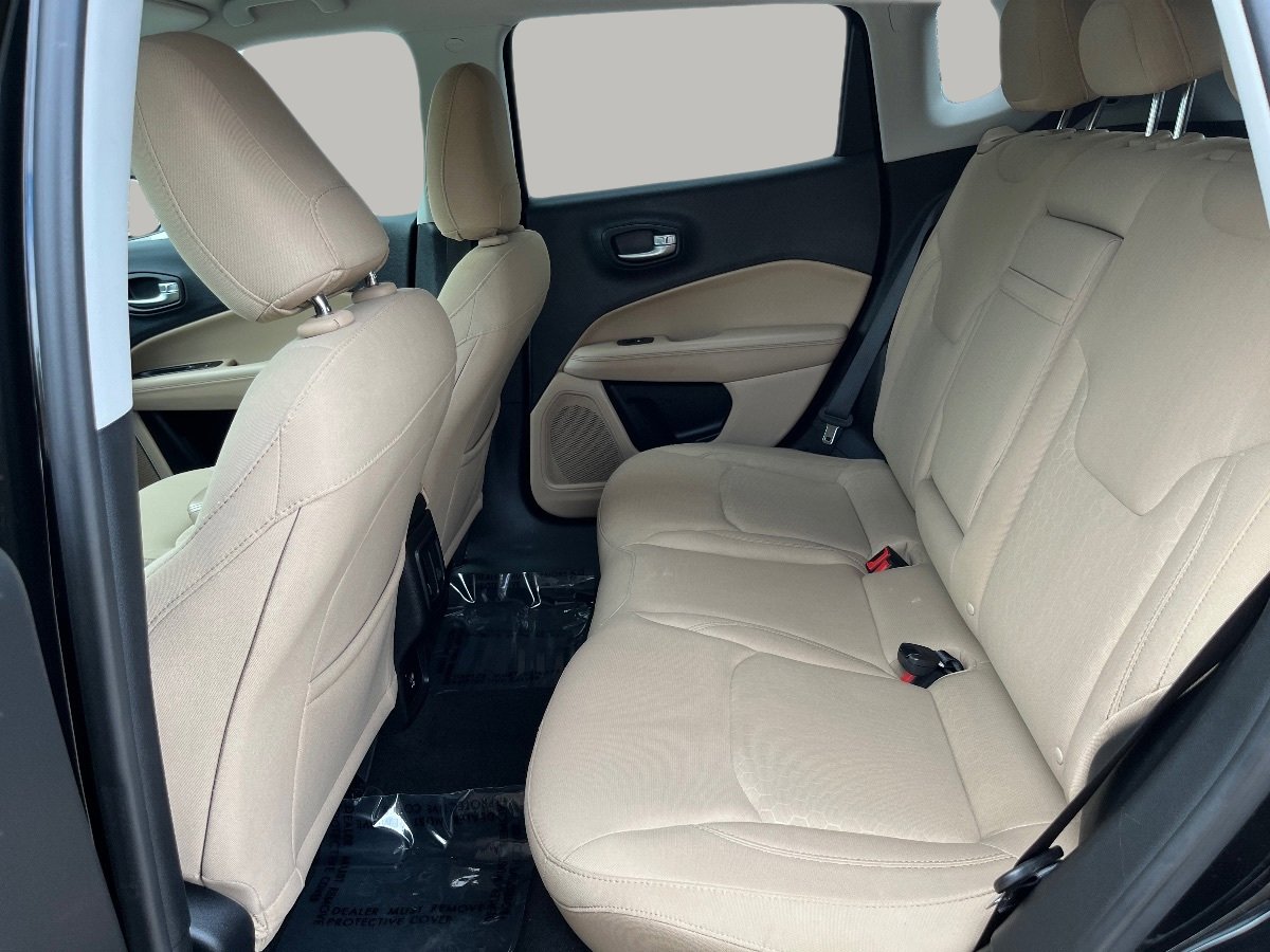 Used 2018 Jeep Compass Sport image 17