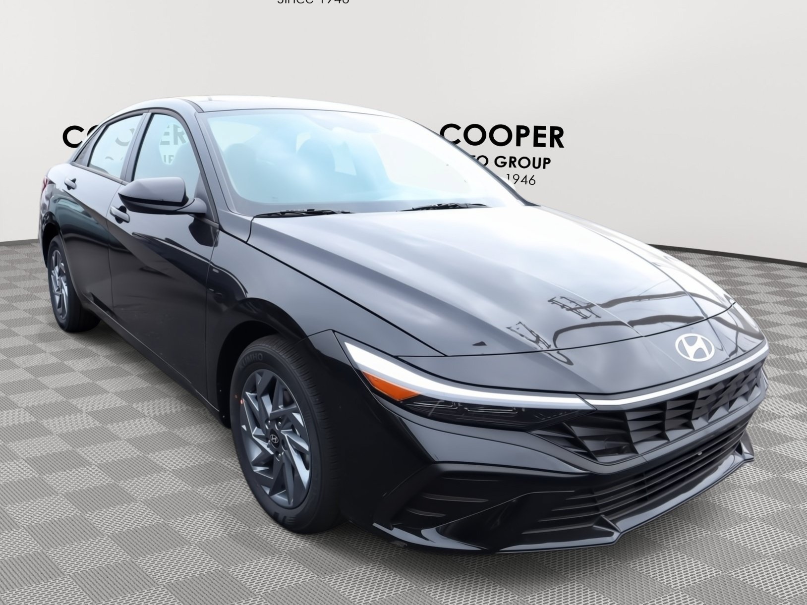 New 2026 Hyundai Elantra Hybrid FWD image 1