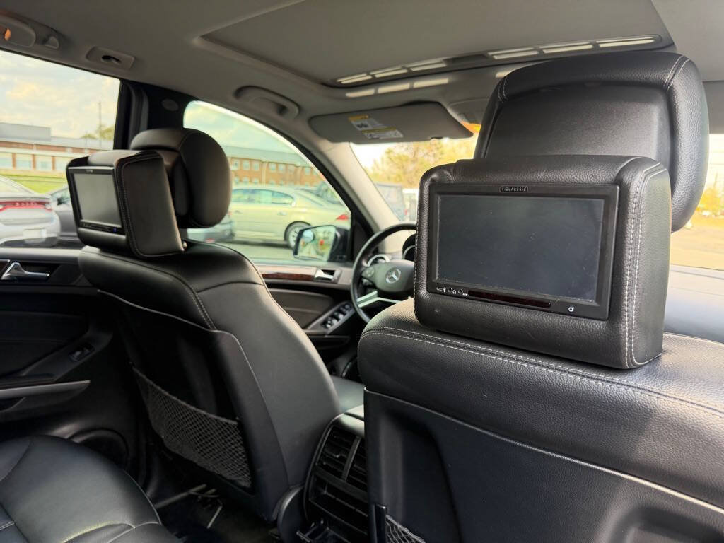 Used 2011 Mercedes-Benz GL 450 4MATIC image 17