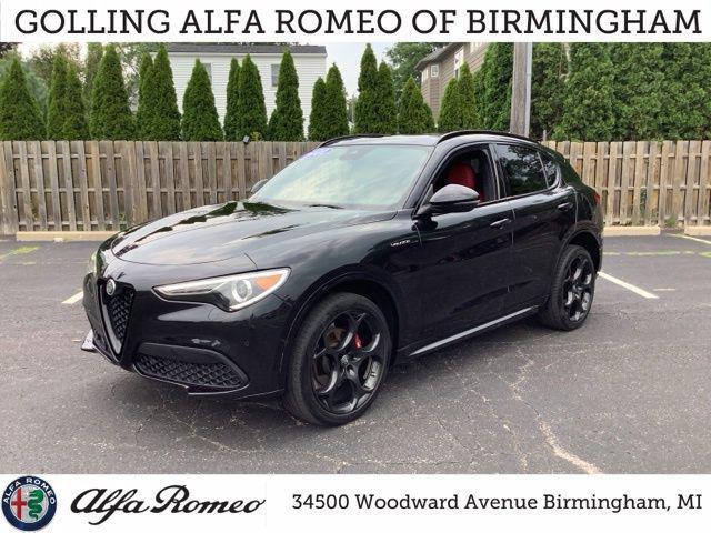 Certified 2022 Alfa Romeo Stelvio Veloce AWD/4WD image 1