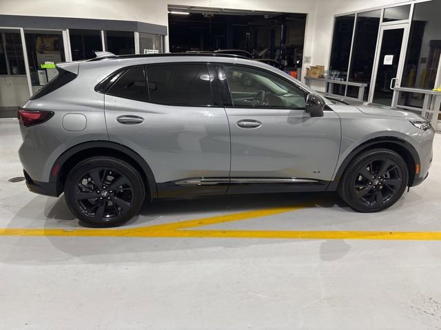 Used 2025 Buick Envision Sport Touring image 7