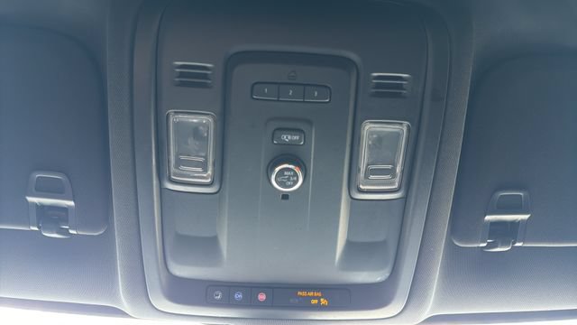 Used 2021 Chevrolet Suburban RST AWD/4WD image 26