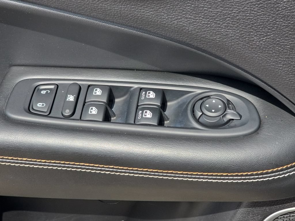 Used 2018 Jeep Compass Latitude w/ Popular Equipment Group AWD/4WD image 26