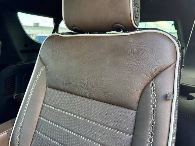 Used 2026 GMC Yukon XL Denali Ultimate w/ LPO, Floor Liner Package AWD/4WD image 28