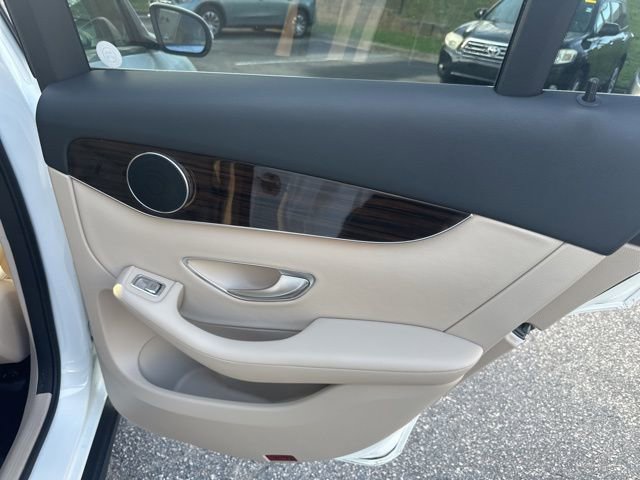 Used 2022 Mercedes-Benz GLC 300 image 16