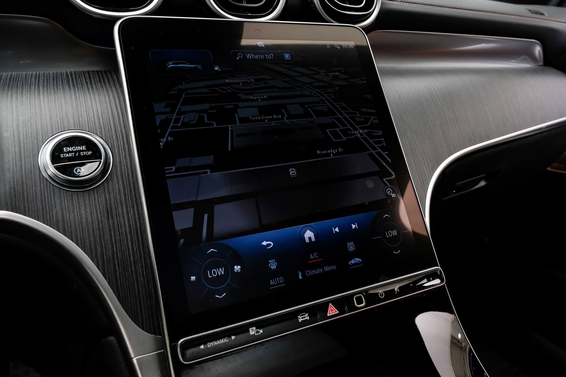 Used 2024 Mercedes-Benz GLC 300 4MATIC image 26