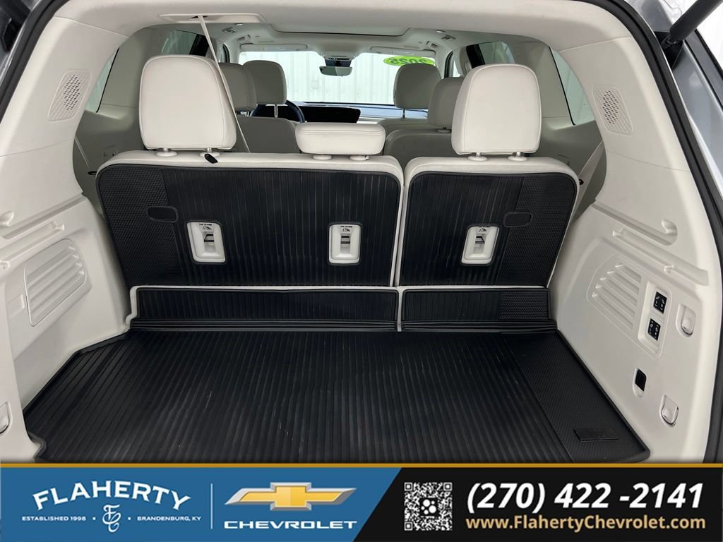 Used 2025 Buick Enclave Avenir w/ Super Cruise Package AWD/4WD image 20