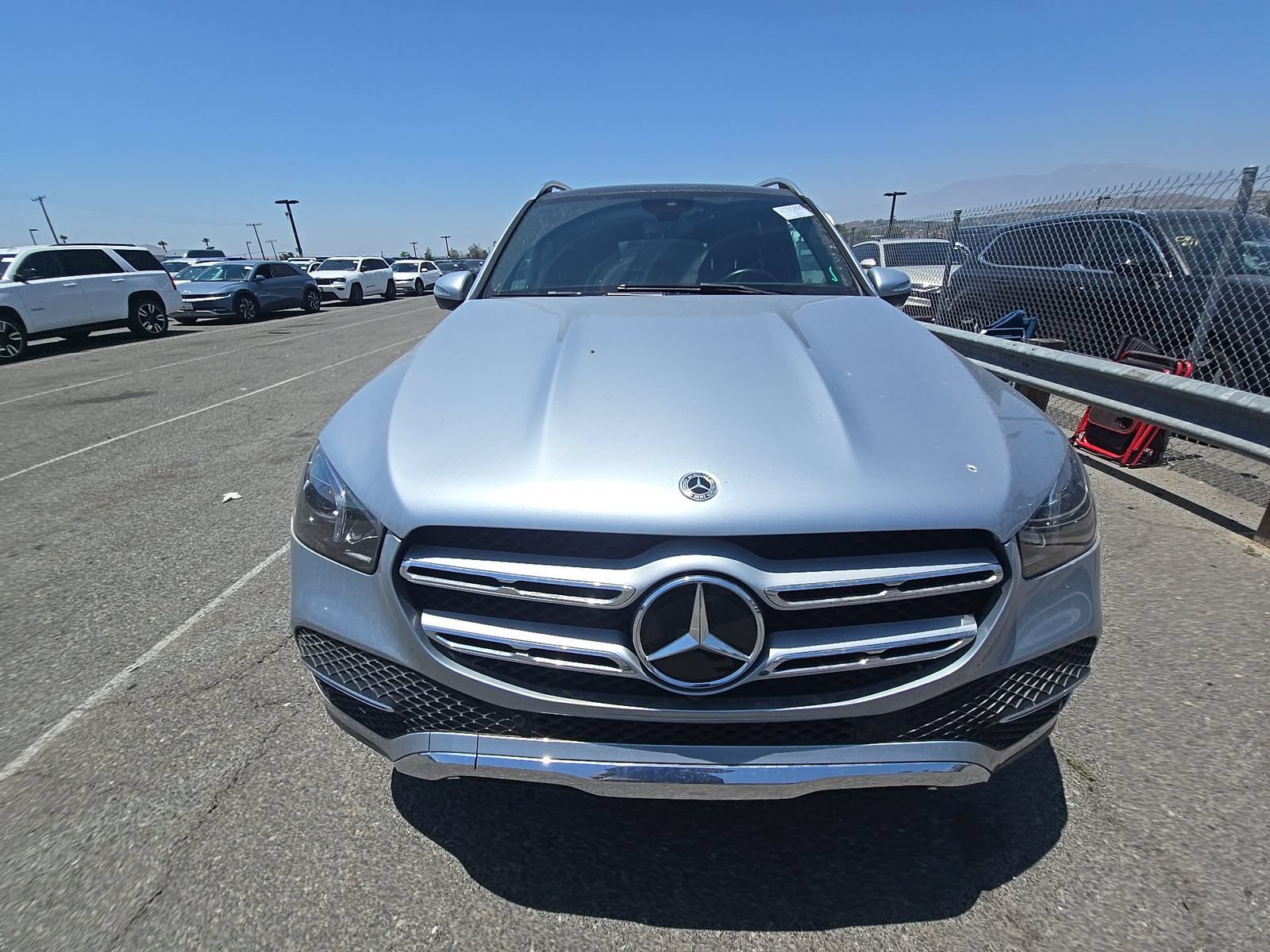 Used 2023 Mercedes-Benz GLE 350 w/ Premium Package image 2