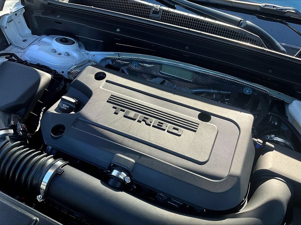 Used 2025 Buick Envision Avenir AWD/4WD image 33