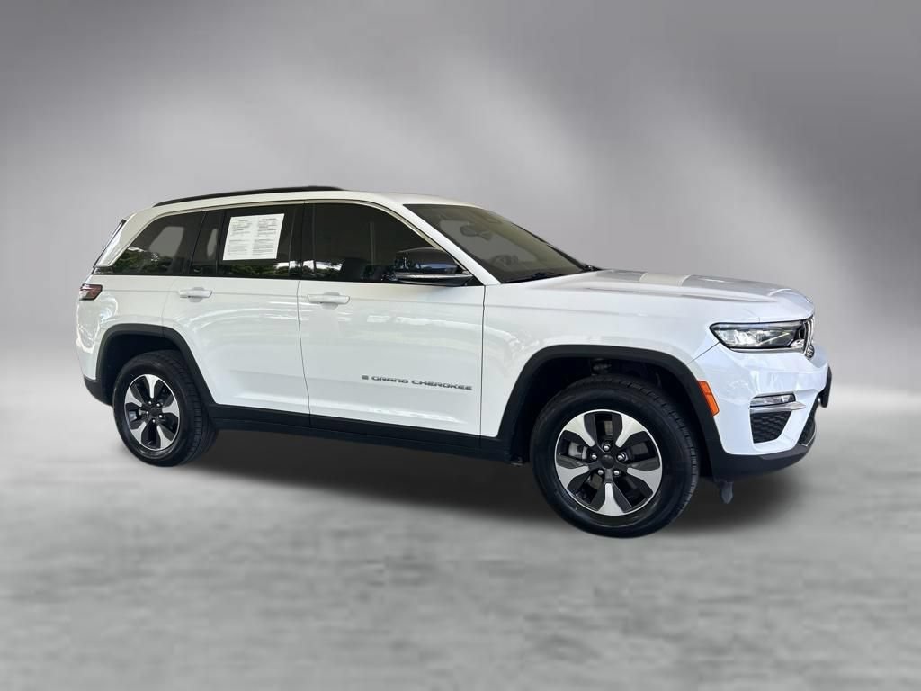 Used 2024 Jeep Grand Cherokee Limited 4xe AWD/4WD image 2