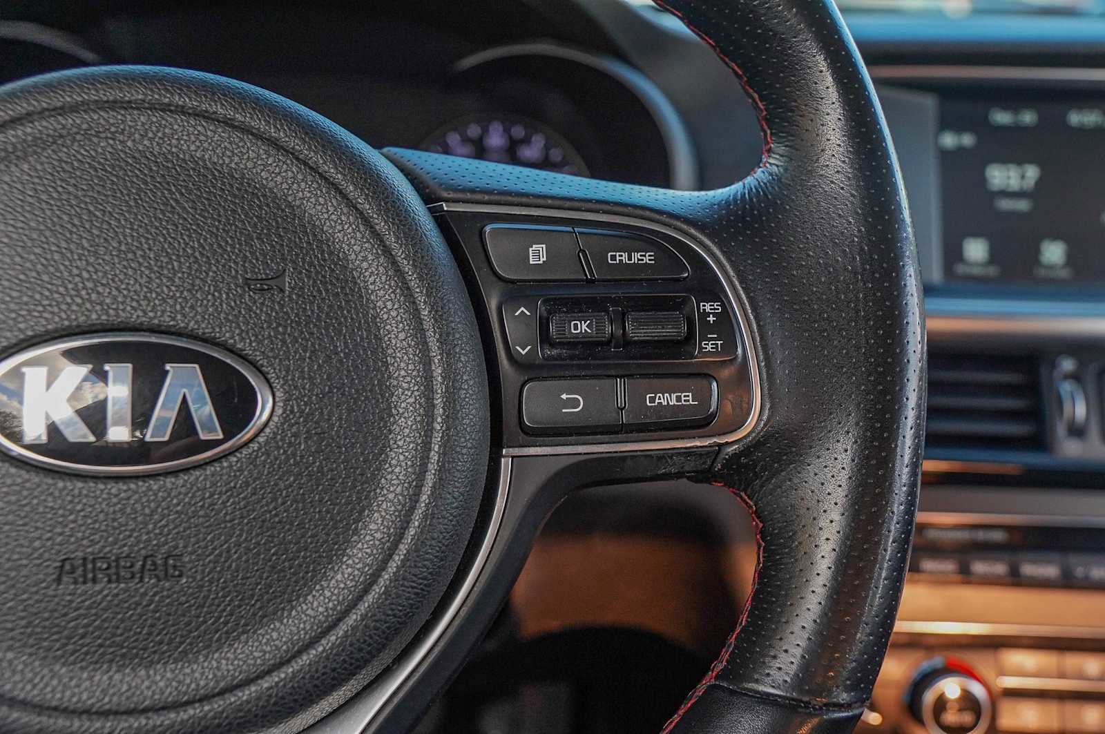 Used 2018 Kia Optima SX image 14