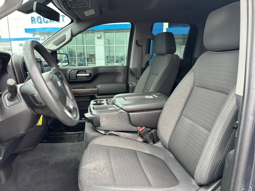 Used 2020 Chevrolet Silverado 1500 LT image 10