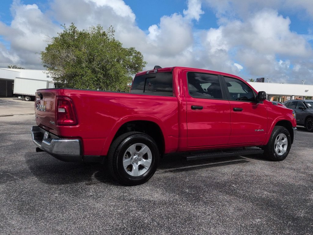 Used 2025 RAM 1500 Big Horn AWD/4WD image 4