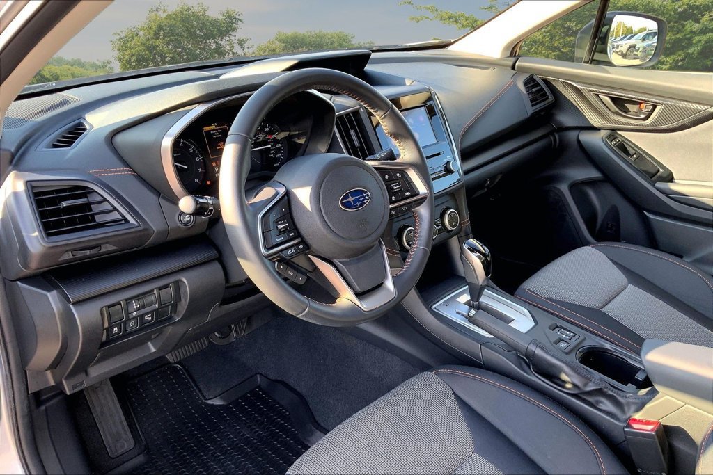 Used 2020 Subaru Crosstrek 2.0i Premium w/ Moonroof Package 2 AWD/4WD image 16