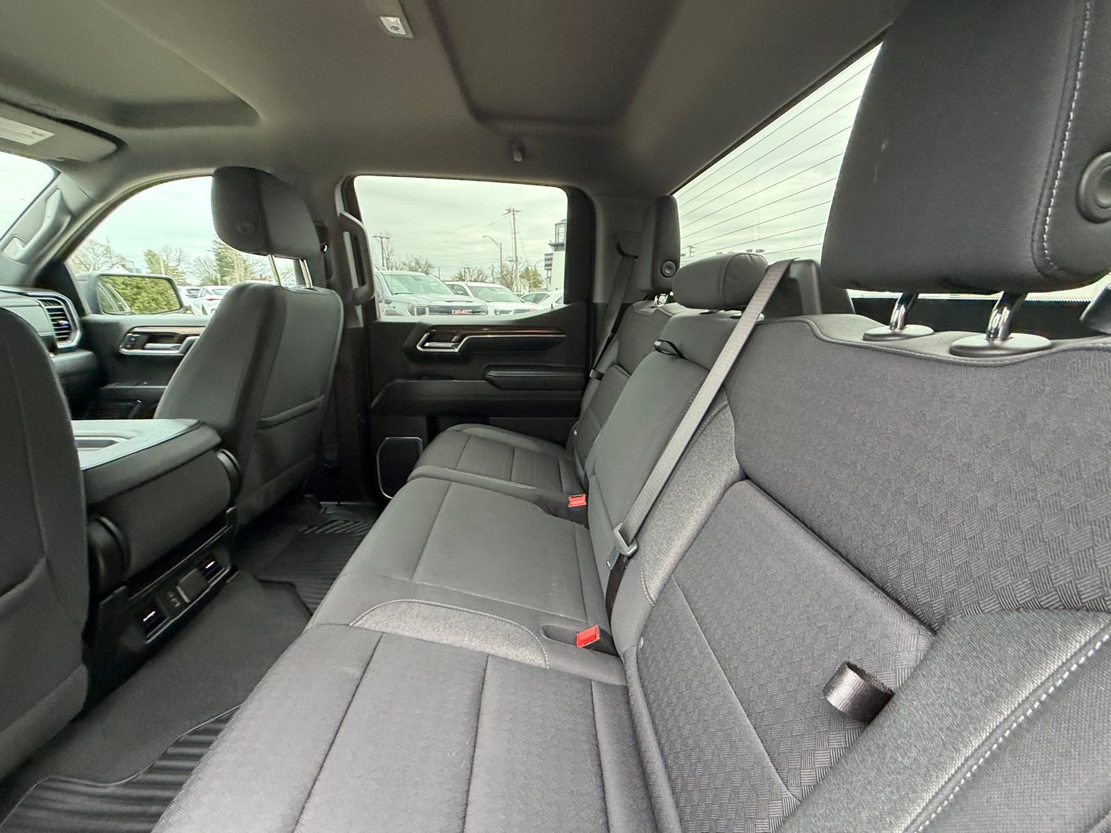 Used 2024 GMC Sierra 1500 Elevation image 5