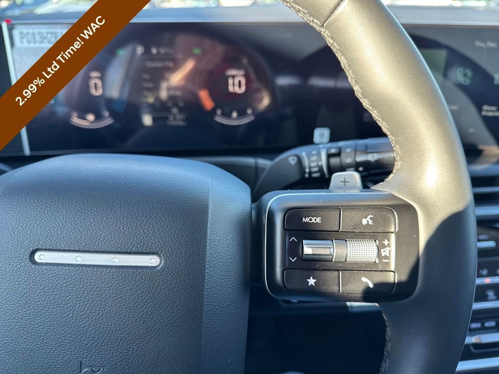 Used 2025 Hyundai Santa Fe SE image 50