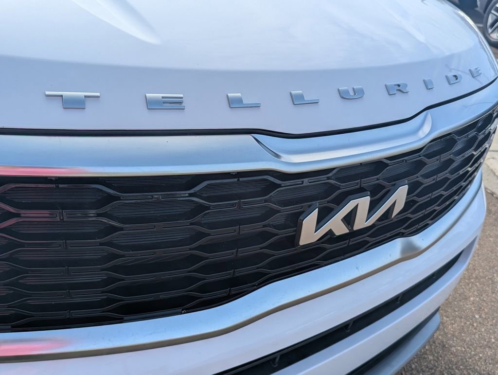 Used 2022 Kia Telluride S image 27