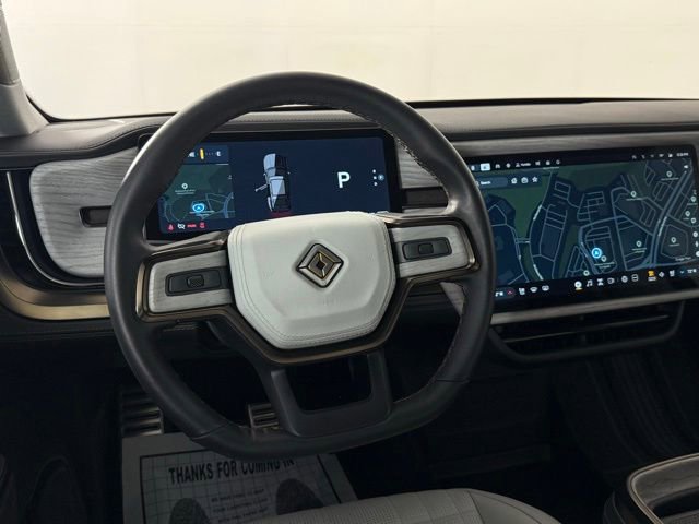 Used 2025 Rivian R1S Premium AWD/4WD image 25
