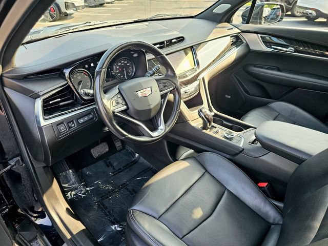 Used 2021 Cadillac XT6 Premium Luxury AWD/4WD image 14