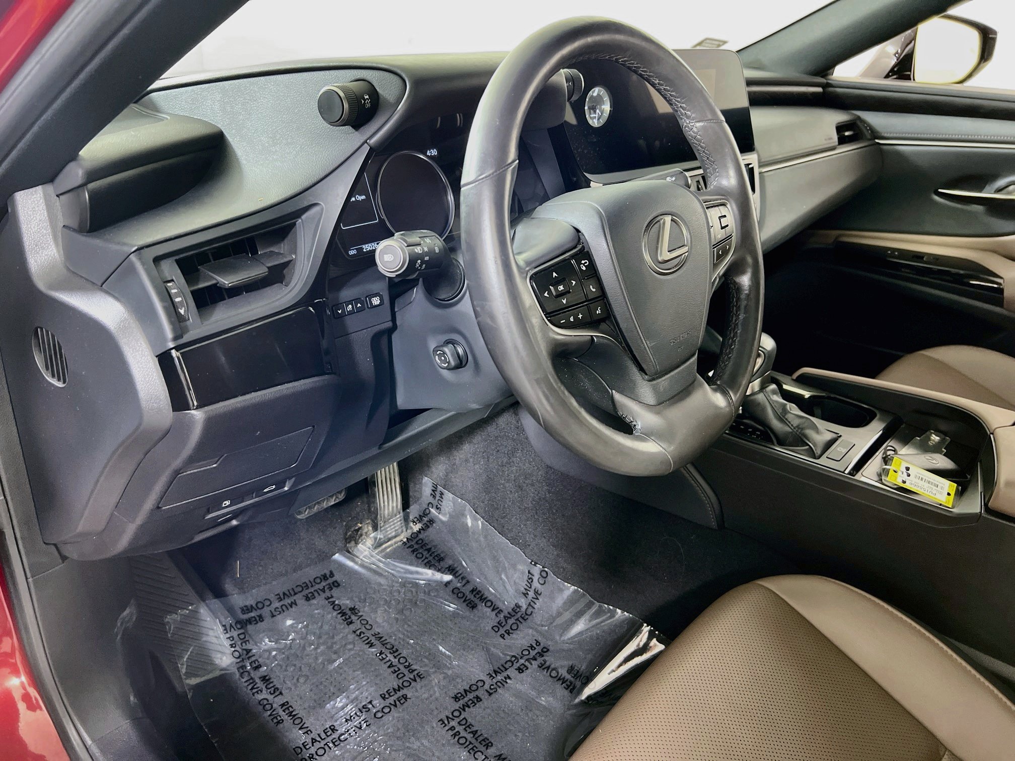 Used 2023 Lexus ES 350 w/ Premium Package FWD image 9