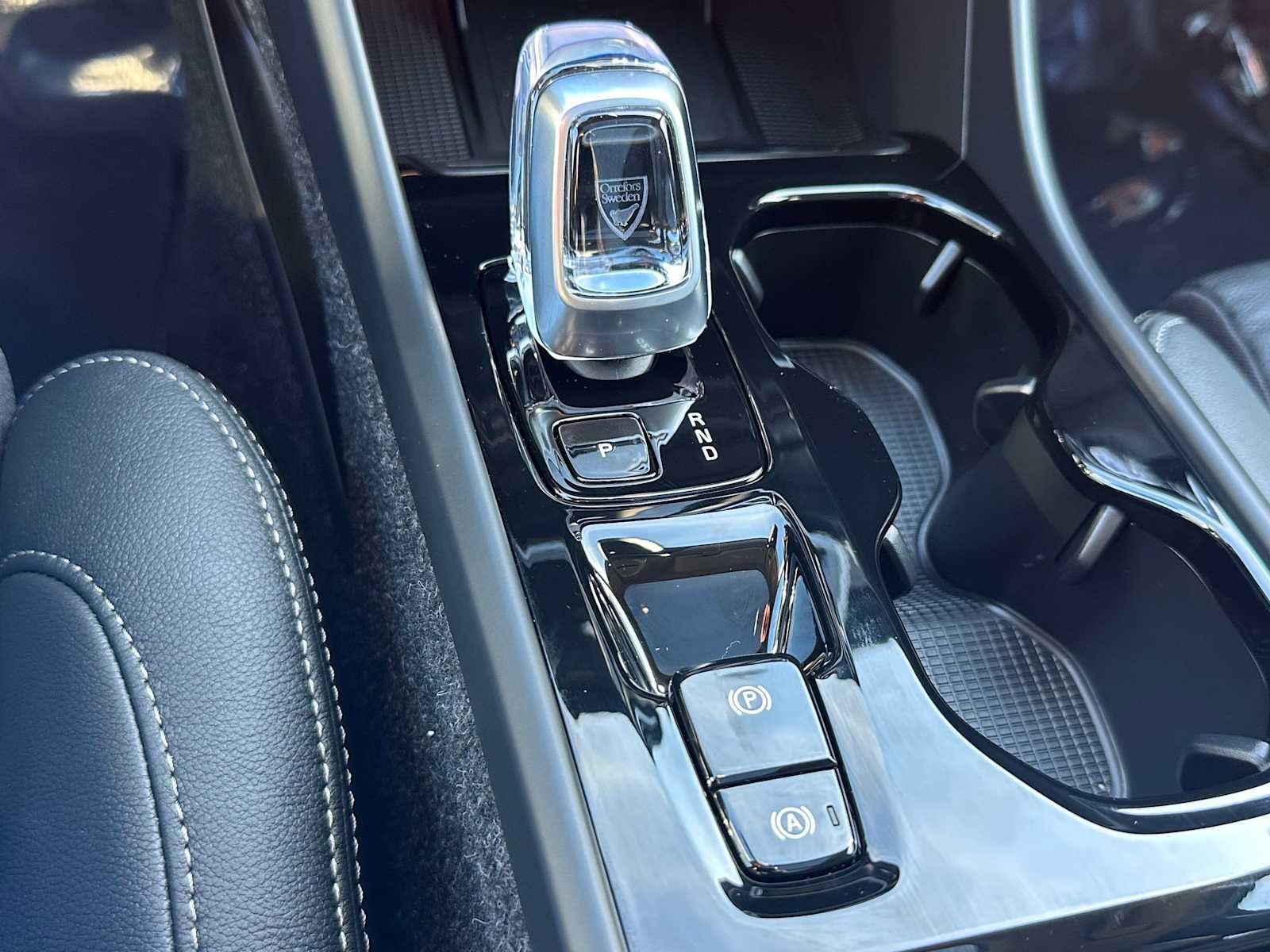 New 2026 Volvo XC40 B5 Ultra w/ Protection Package Premier image 31