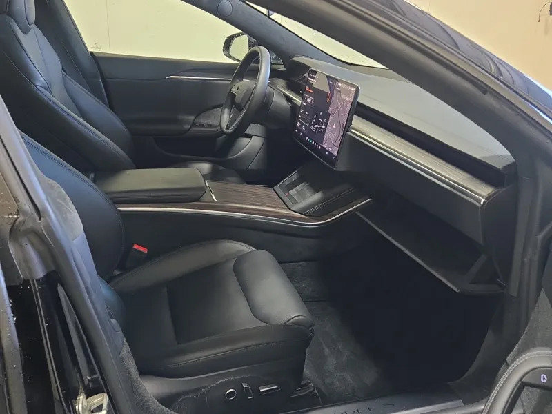 Used 2023 Tesla Model S Standard Range AWD/4WD image 10