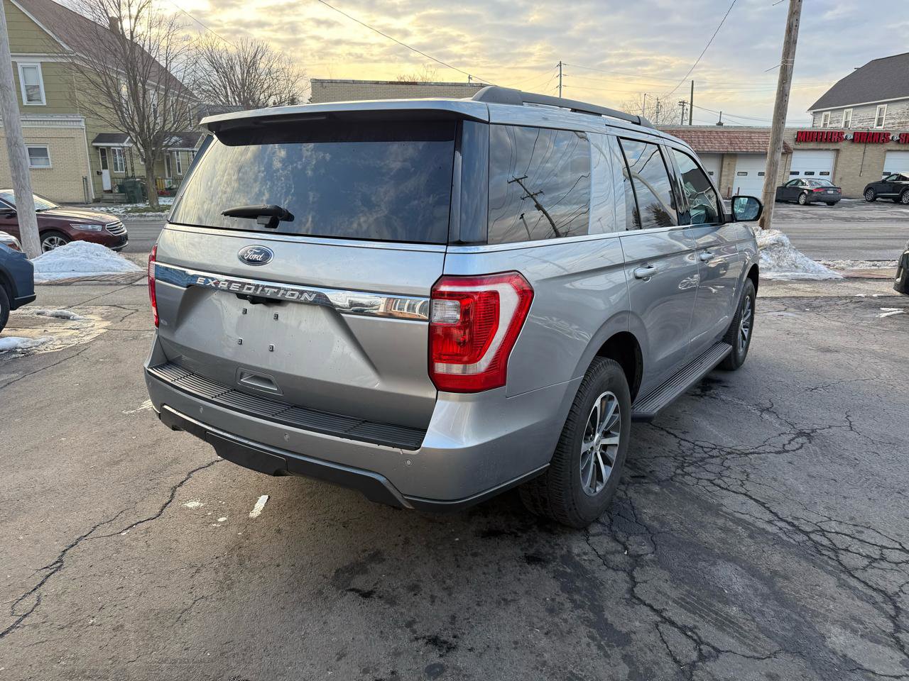 Used 2020 Ford Expedition XL AWD/4WD image 5