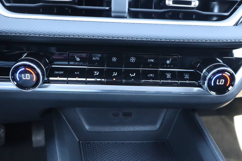 New 2027 Chevrolet Equinox LT w/ Convenience Package II AWD/4WD image 14