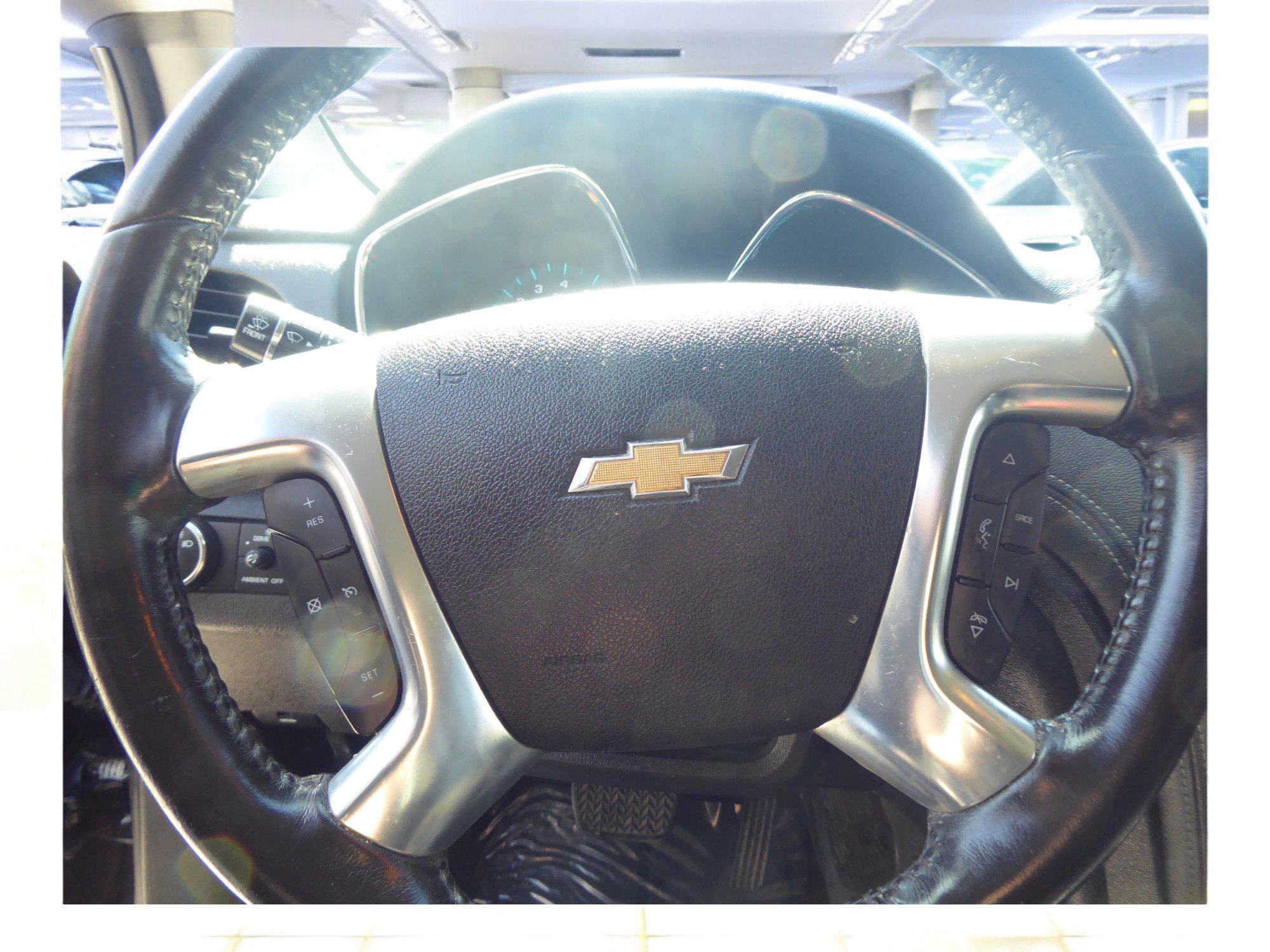 Used 2015 Chevrolet Traverse LT image 11