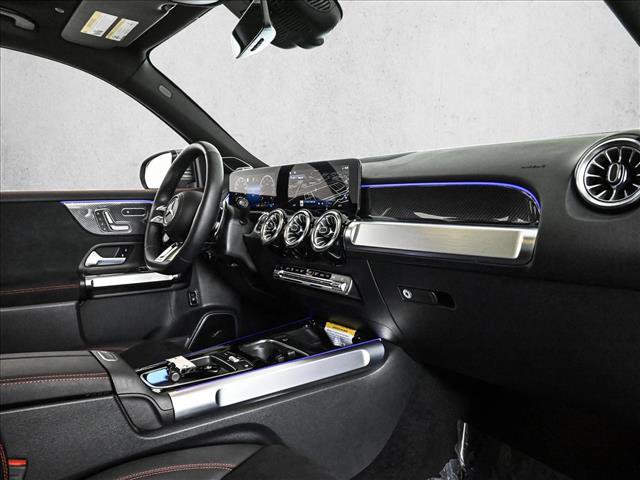 Used 2026 Mercedes-Benz GLB 35 AMG 4MATIC image 24