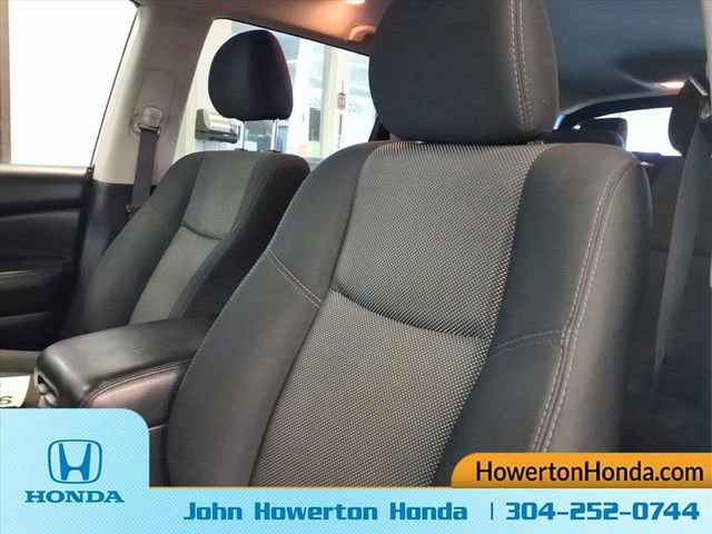 Used 2019 Nissan Pathfinder S AWD/4WD image 13