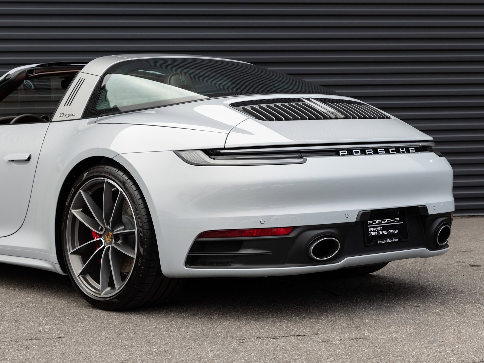Used 2024 Porsche 911 Targa 4S w/ Premium Package image 12