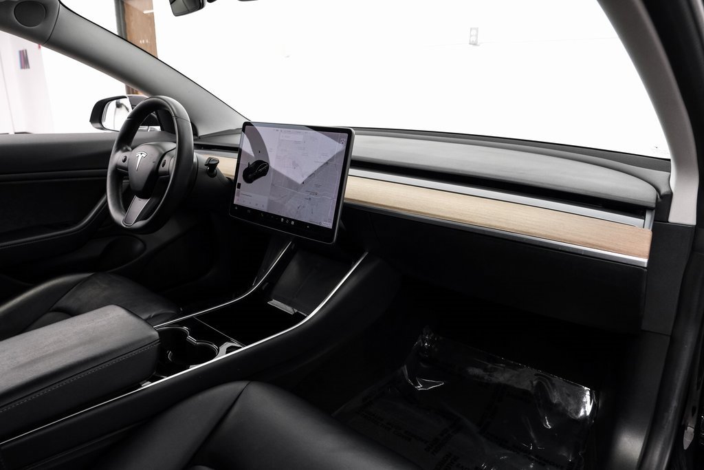Used 2018 Tesla Model 3 Long Range image 18