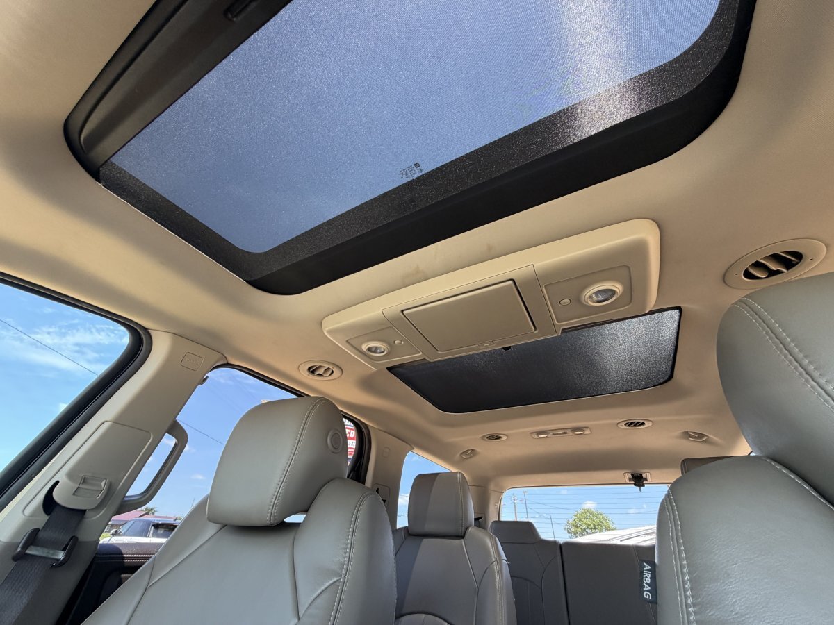 Used 2015 GMC Acadia Denali FWD image 30