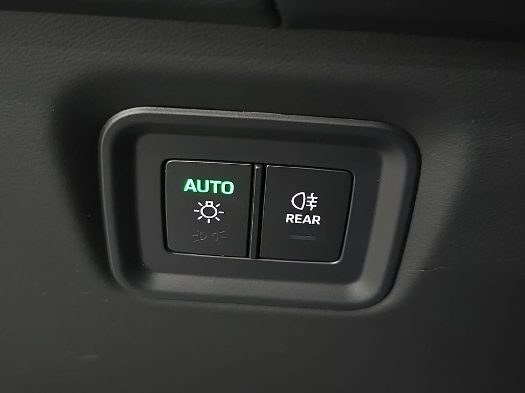 Certified 2026 Porsche Cayenne Turbo GT AWD/4WD image 22
