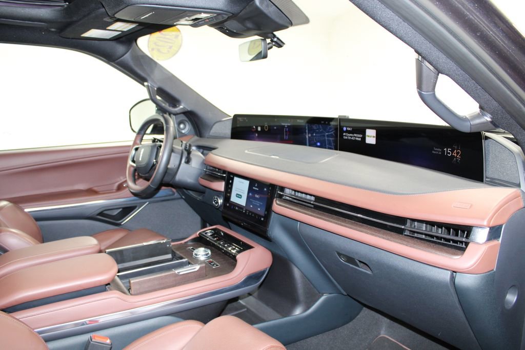 Used 2025 Lincoln Navigator Reserve AWD/4WD image 33