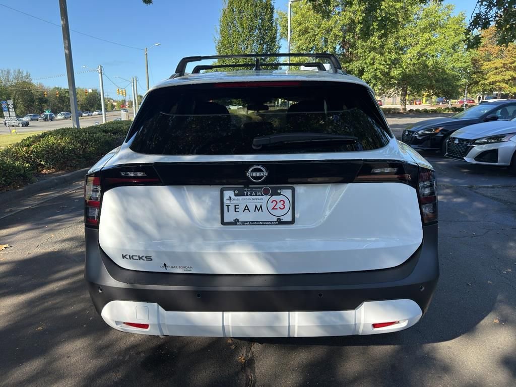 New 2026 Nissan Kicks SV w/ SV Premium Package image 6