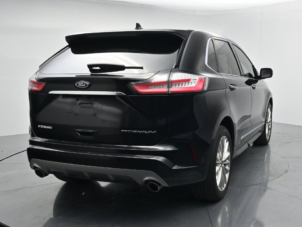 Used 2020 Ford Edge Titanium w/ Equipment Group 301A FWD image 6