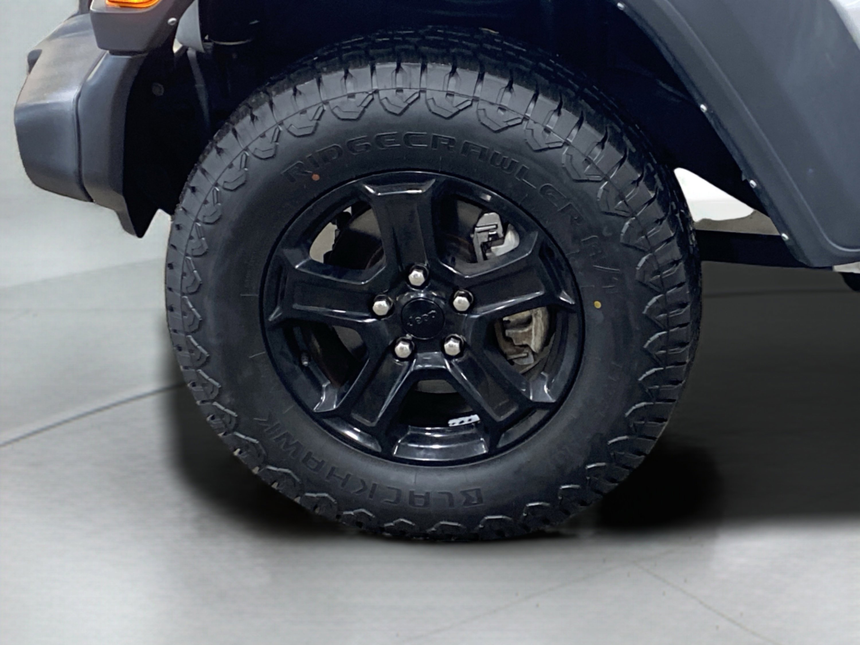 Used 2022 Jeep Wrangler Unlimited Sport image 9