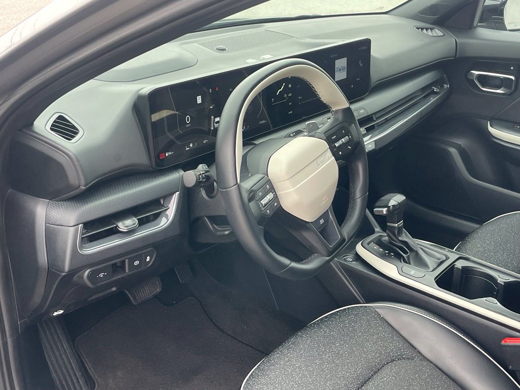 Certified 2025 Kia K4 GT-Line Turbo w/ GT-Line Sunroof Package FWD image 9