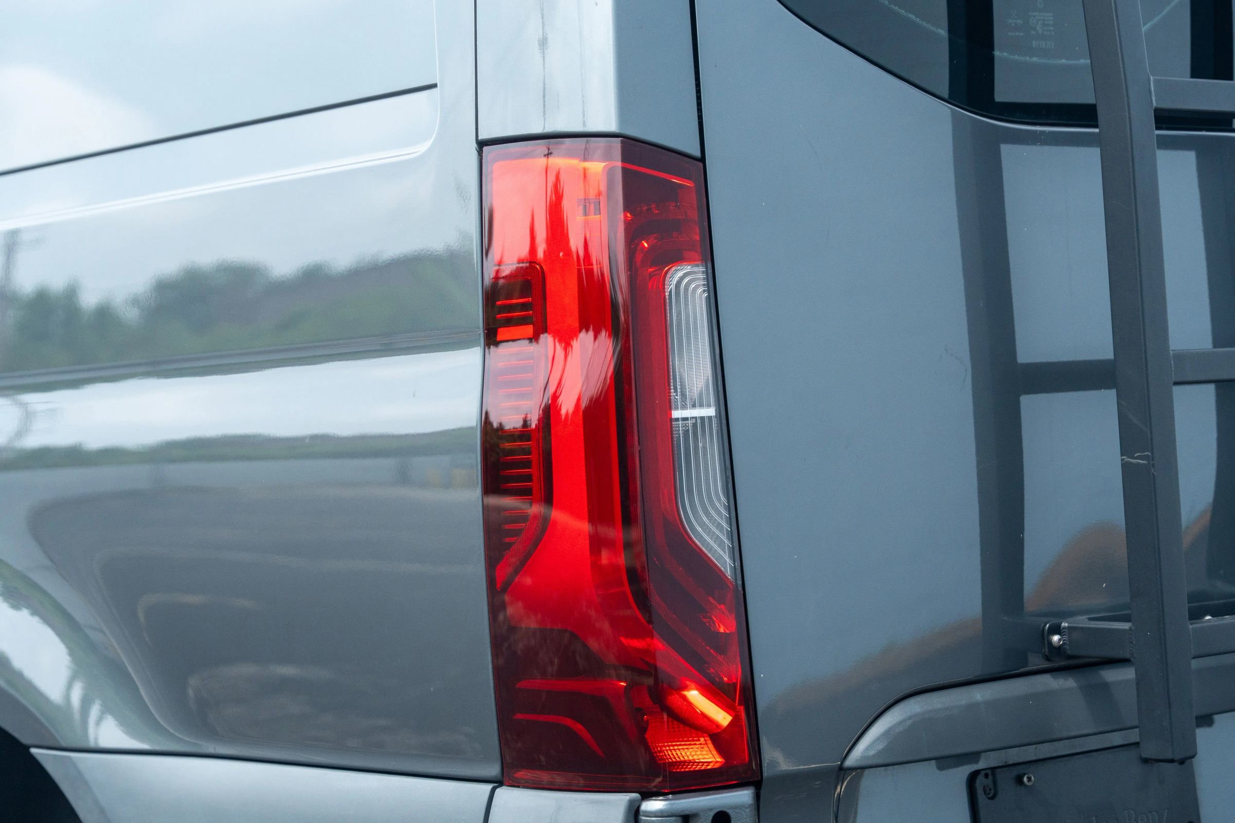 Used 2019 Mercedes-Benz Sprinter 4x4 144 image 10