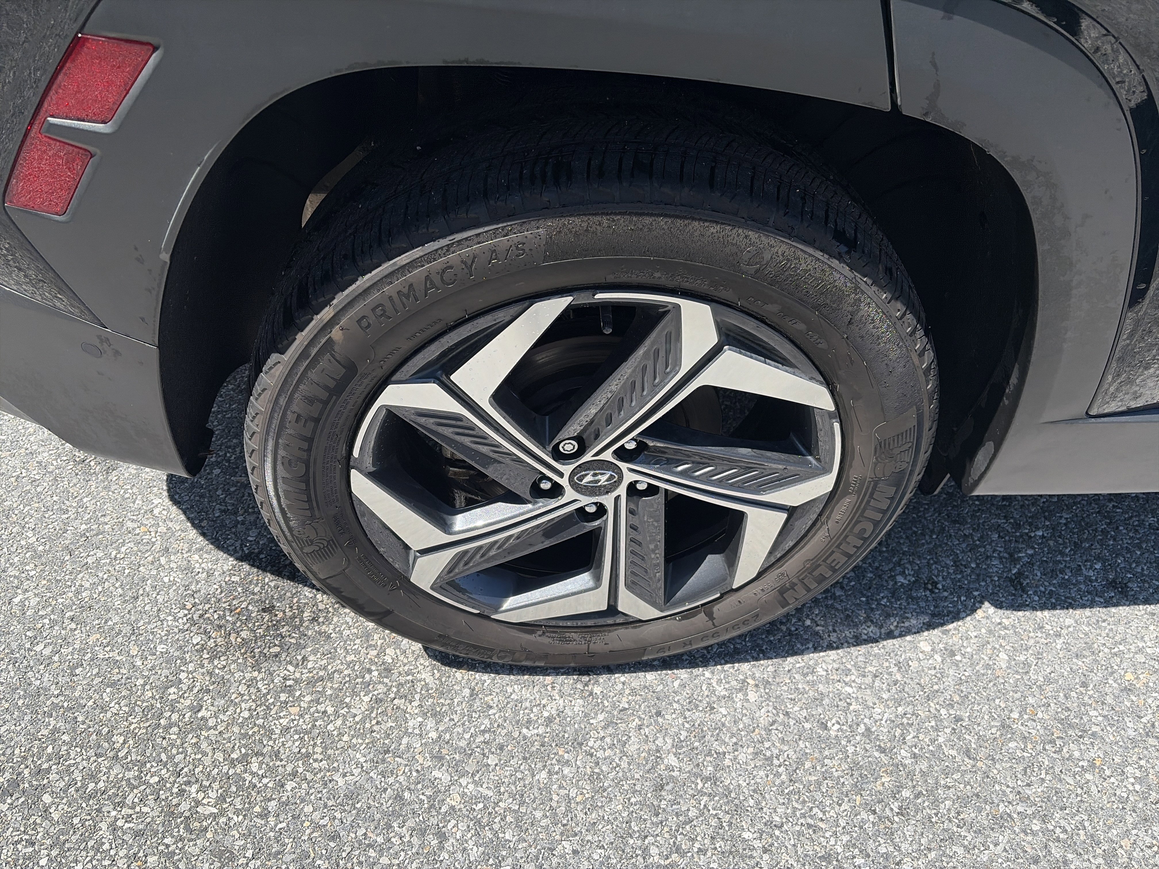 Used 2024 Hyundai Tucson Limited AWD/4WD image 13
