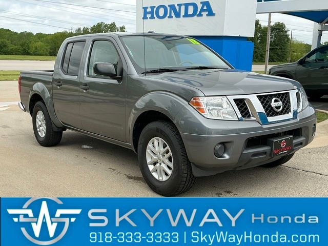 Used 2018 Nissan Frontier SV RWD image 1