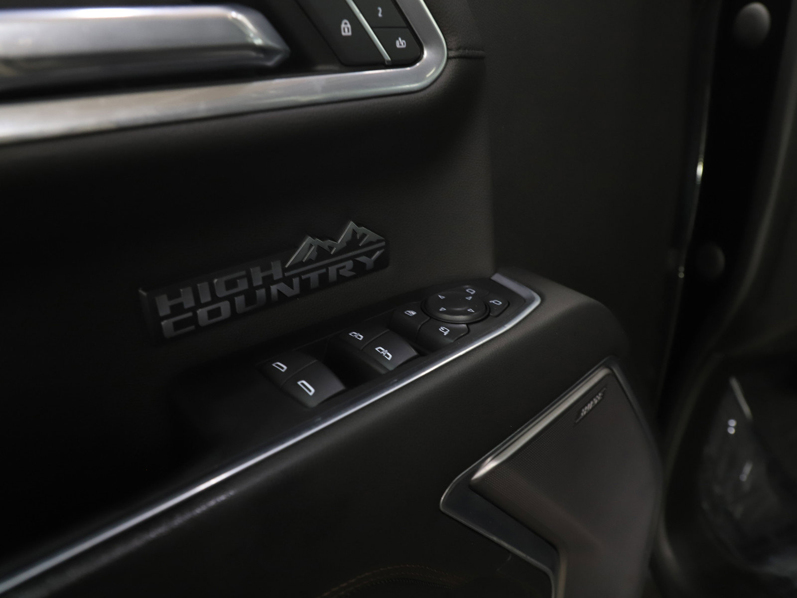 Used 2022 Chevrolet Silverado 1500 High Country w/ High Country Premium Package image 21