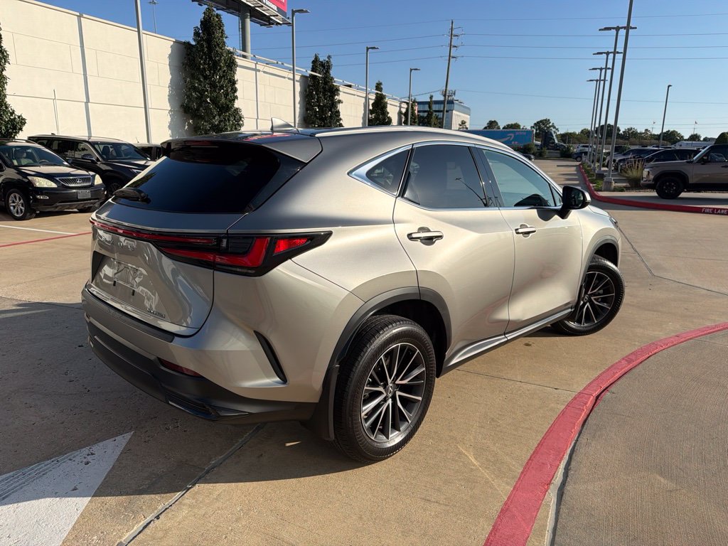 Used 2024 Lexus NX 250 FWD w/ Cold Area Package image 3