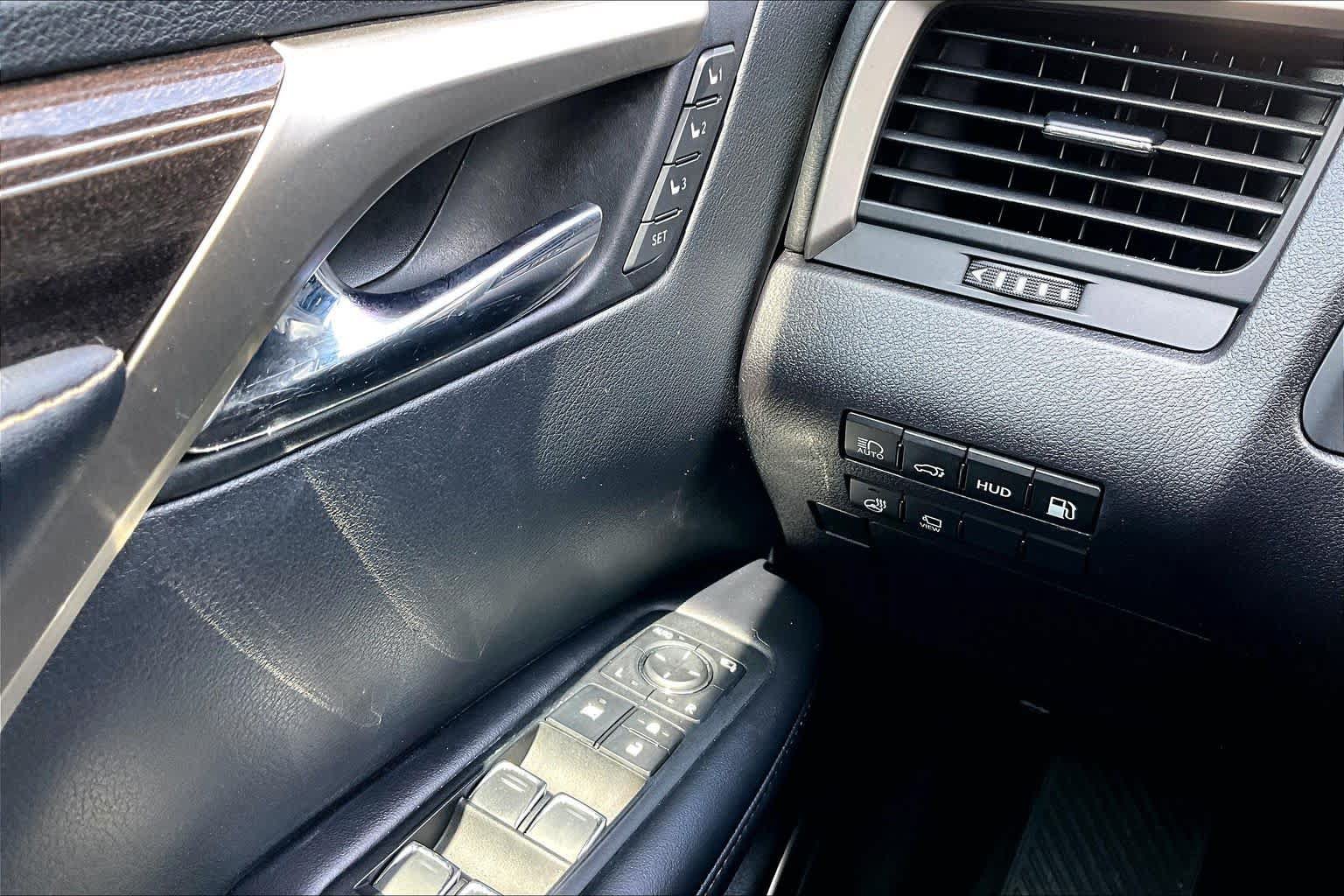 Used 2020 Lexus RX 450h AWD w/ Luxury Package image 36