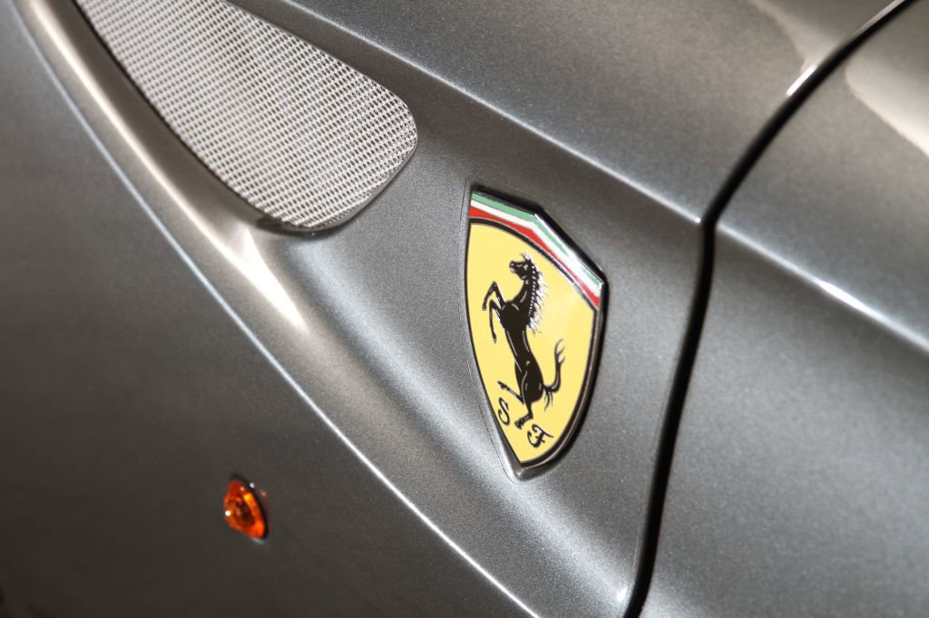 Used 2013 Ferrari FF image 19